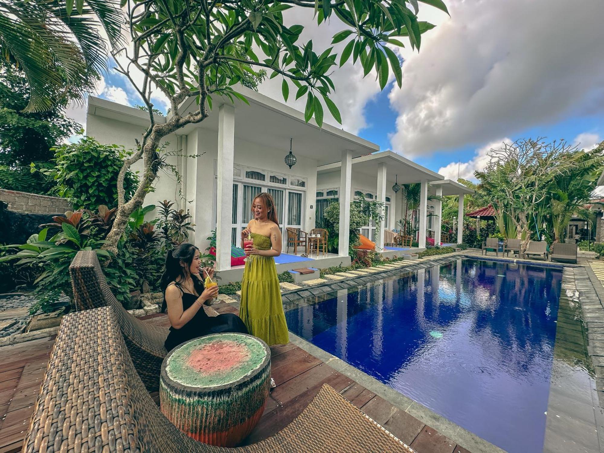 Bali Stuti Jimbaran Inn Exterior photo